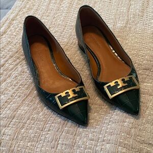 Tory Burch Dark Green Croc-Embossed Gigi Flat with Gold Accent Size 5.5